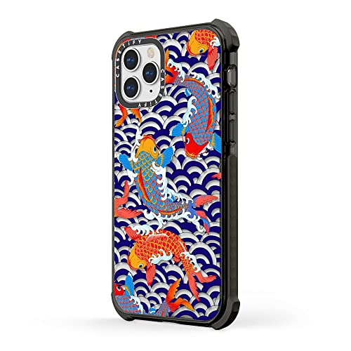 Coque iPhone 12 Pro Max CASETiFY symbole Koi Japonais Noir Clair