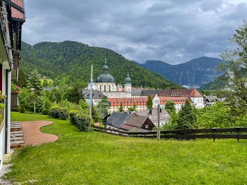 Hotel Blaue Gams Podcast Por  arte de portada