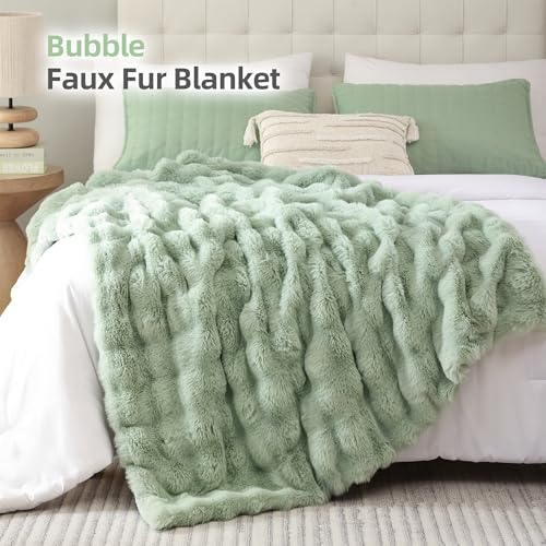 Smoofy Faux Fur Throw Blanket for Couch – Sage Fluffy Cozy Rabbit Fleece, Plush Soft Bubble Blanket for Sofa & Bed, for Mom, Warm Fuzzy Home Room Decor Throw 50" x 60"