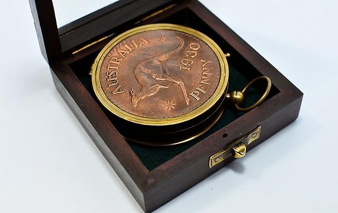 Vintage Brass Sundial Compass - 6.4 cm (World of Penny Collection)