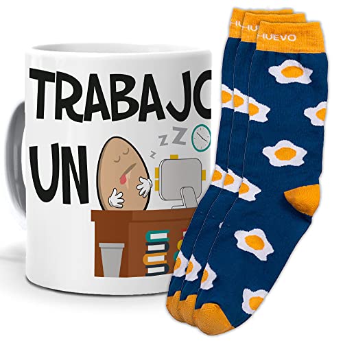 mundohuevo Taza y trio de calcetines, originales y personalizados. Trabajo un huevo. 1 calcetin gratis por el que se te pierde