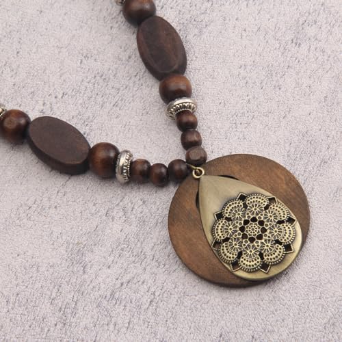 Collier noir fait main en cuir à offrir pour un style bohème unique - 7