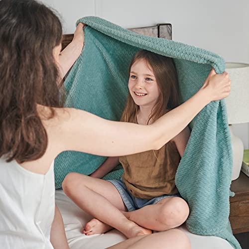 Newcosplay Super Soft Throw Blanket Light Teal Premium Silky Flannel Fleece Leaves Pattern Lightweight Bed Blanket All Season Use (Light Teal, Throw(40"X50")) #TOP2