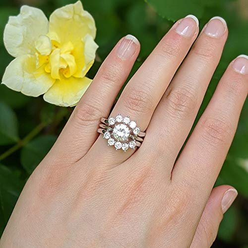 Twobirch Sterling Silver Round Sunburst Halo Ring Guard With Cubic Zirconia (1 Ct.) (Sterling-Silver, 7) #TOP5