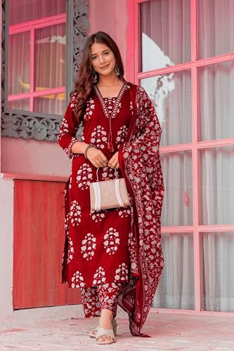 Image of PARTHVI Women's Pure Cotton Printed Straight Kurta Set with Palazzo Pants & Dupatta- Ethnic Wear, Green