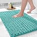 Yimobra Original Luxury Chenille Bath Mat, Soft Shaggy and Comfortable, Large Size, Super Absorbent and Thick, Non-Slip, Machine Washable, Perfect for Bathroom (31.5 X 19.8 Inches, Lake Blue)