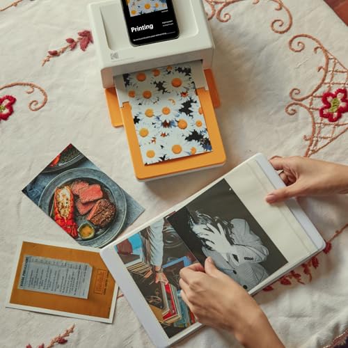 KODAK Dock Plus Foto-Drucker 4PASS für Smartphones, Sofortdrucker mit 10×15 cm Fotos, Fotodrucker mit 40 Blatt Bundle