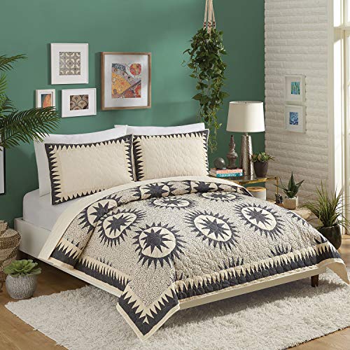 Soleil 3-Piece Quilt Set by Jungalow - Lightweight Coverlet Set, Quilted Bedding Set with Shams, All Seasons, King Size, Black/Cream by Makers Collective - Used condition - US$82.01