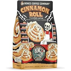 قهوة بنكهة لفائف القرفة من شركة Bones Coffee Company، متوسطة التحميص، حبوب أرابيكا منخفضة الحموضة، متوافقة مع ماكينة صنع القهوة بالتنقيط التلقائي والضغط الفرنسي، مطحونة 12 أونصة