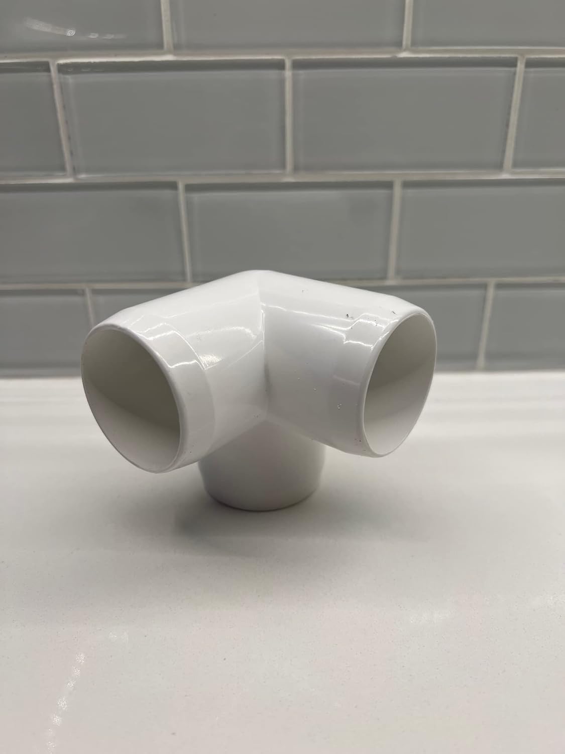 3 Way PVC Pipe Elbow Fitting in White 1.25 Inches, IPP4407-01