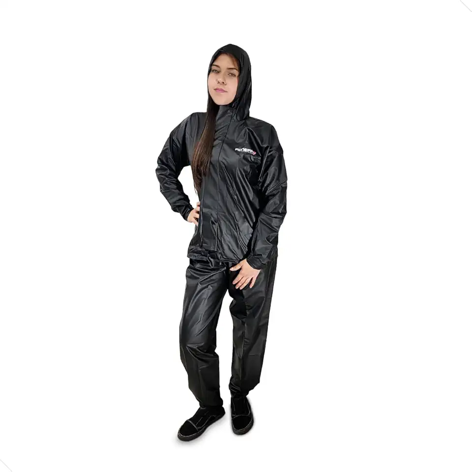 Conjunto Capa de Chuva Pvc G Combate c/Capuz Feminina Preto Refletiva Resistente Zíper Pioneira 2901-F-PRE-G