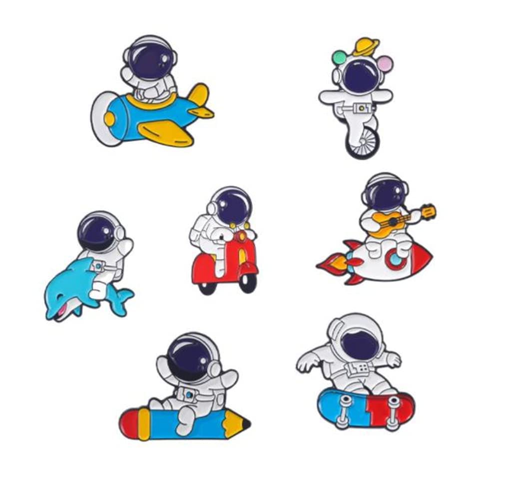 TERRIFIMetal Astronaut Enamel Pins Set, for Jackets Backpack Shirt Lapel Badges Pins Aesthetic Brooch, 7 Packs