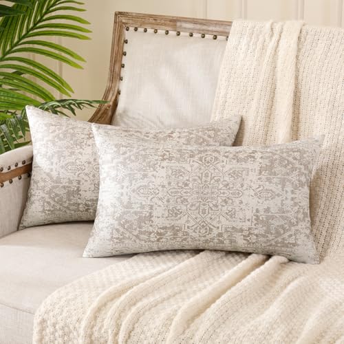 Design Raffinato: Questa coprifedere cuscini letto con cerniera presenta un sofisticato motivo floreale bohémien arazzo che mette in risalto i colori vivaci. Le tonalità intense e il classico motivo bohémien aggiungono un tocco di esotismo al soggiorno, alla camera da letto o allo studio, rendendo facile creare un ambiente in stile bohémien.