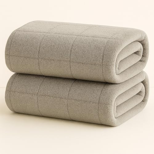 Corredocasa Plaid in Morbido e Caldo Pile Qualità Coral Raffinato Disponibile in Tinta Unita Made in Italy- Coperta Perfetta per Salone Divano Letto e Viaggio Morbida e Soffice Misura 160X210 (Beige)