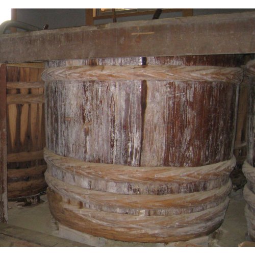 2本 無添加 杉たる桶仕込 長野県産丸大豆 国産小麦使用の 天然醸造醤油 1.8L 薄口