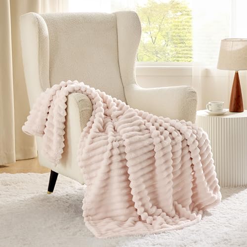 Bedsure BDT-3001 Crystal Pink Throw Blanket - 50x70 Inches Flannel Fleece, Super Soft Cozy Blanket for Women - 3