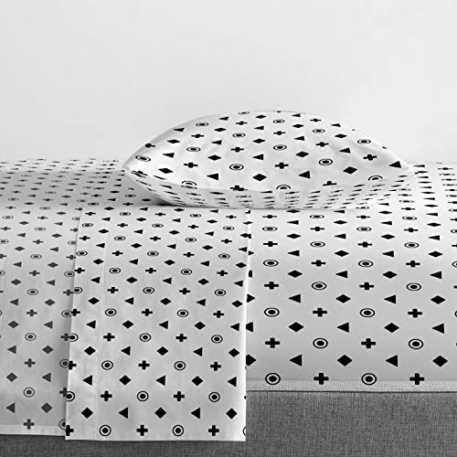 Jay Franco Game On 4 Piece Twin Bed Set - Includes Reversible Comforter & Sheet Set - Bedding Featur