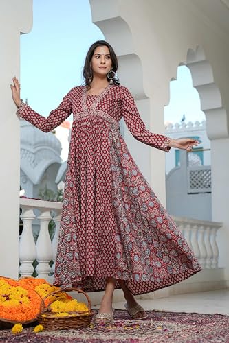 Image of Vbuyz Women's Alia Cut Anarkali Cotton Regular Fit Kurta