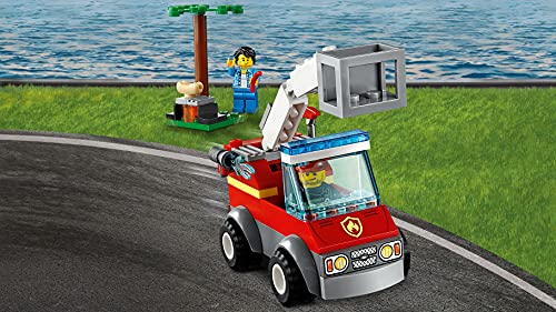 LEGO 60212 City Feuerwehr beim Grillfest, Bauset mit Feuerwehrauto-Spielzeug, Feuerwehrmann-Minifigur, Hot Dog und… – Bild 7