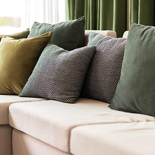 Luxury Cushion Pad Generously Filled With 100% Duck Feathers Ethically Sourced Encased in Soft Pure Cotton Made 100% in Britain  30 x 40 2 Pack