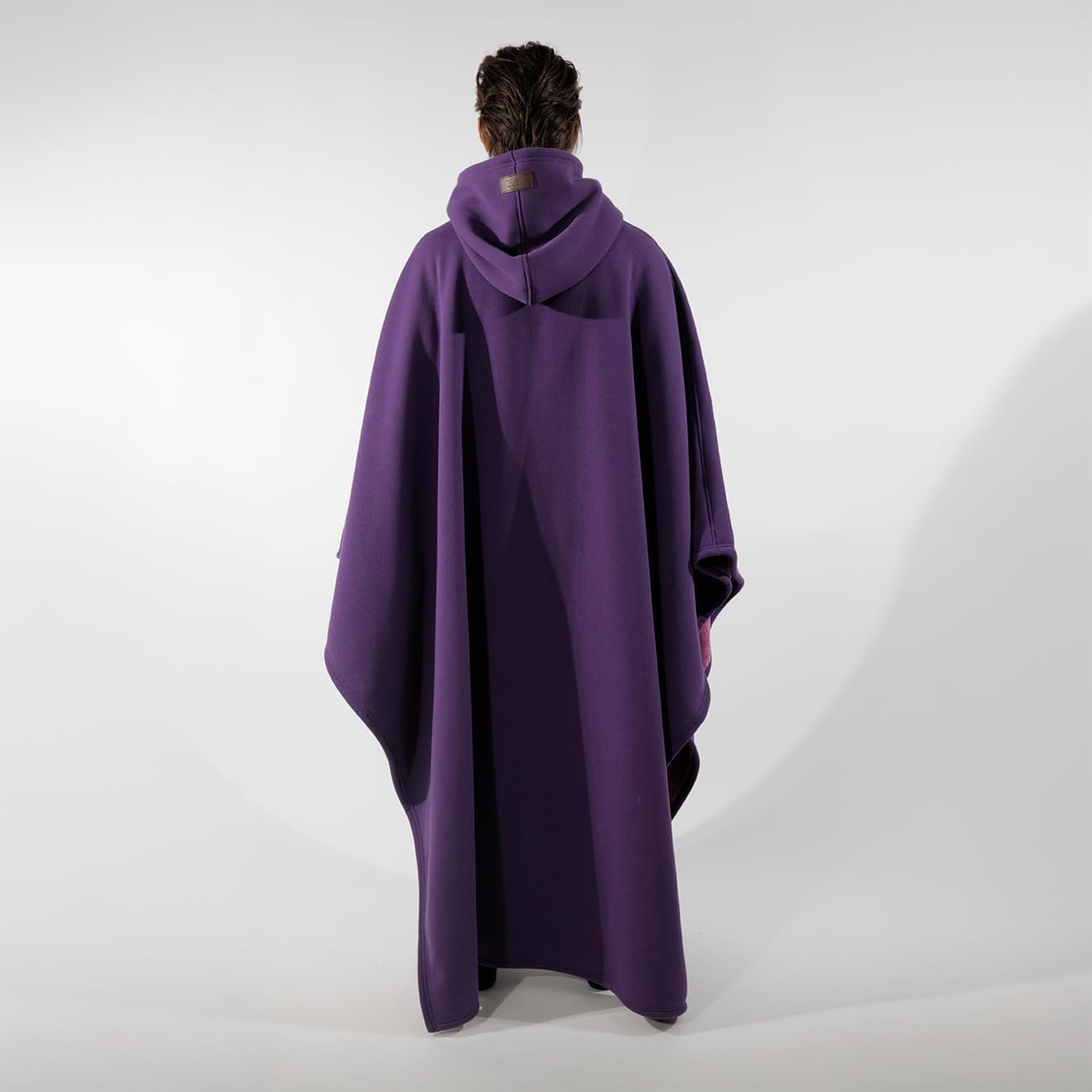 FREE THE SHEEP Eden Hoodie – Oversized Weighted Hoodie Cloak with Ultra-Soft Faux Fur Liner - Image 7
