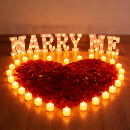 Pétales de rose pour demande en mariage et nuit romantique de Saint-Valentin