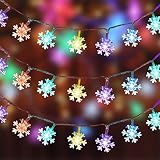 【Seguridad】 Cadena de luces de hadas para habitaciones que no se sobrecalienta y es segura. Después de horas de uso, no se calentará incluso si lo tocas. El cable de cobre es seguro y flexible, lo que significa que las luces de cadena para año nuevo se pueden doblar en cualquier forma que desees.