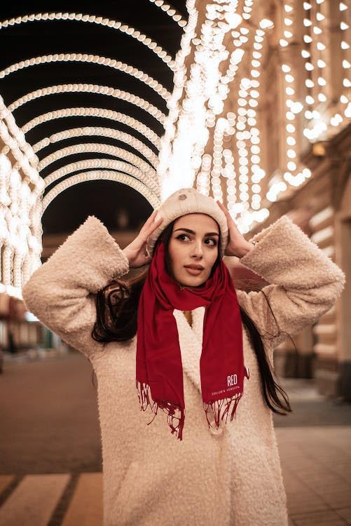 Miniatura 2 de IZREEL Taylor Style - Bufanda roja para mujer, regalo para fanáticos, chal cálido con tacto de cachemira, bufandas elegantes, envolturas, Rojo -