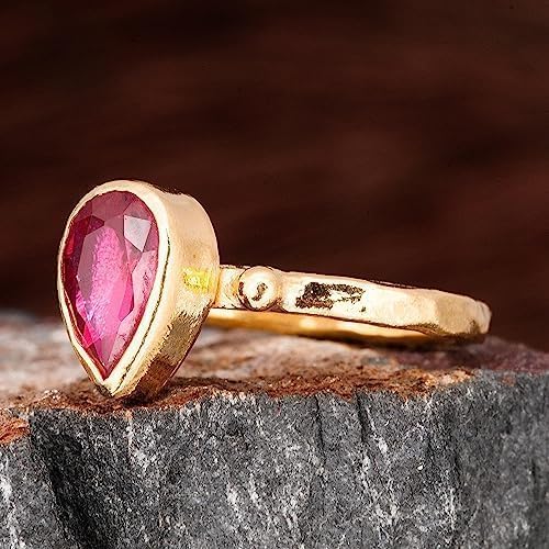 Rubin Ring, Rubin Frau Ring. Birne Rubin Ring. Gold plattiert Silber Rubin Ring. 925 Sterling Silber Rubin Ring. 24K Gold plattiert Silber Rubin Ring.