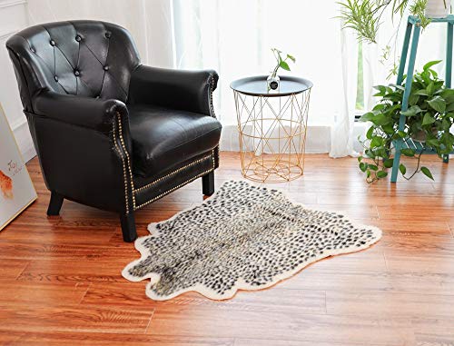 Leopard Print Rug, 3.3’ Wx3.1’ L Feet Cute Faux Cheetah Cowhide Skin Fur Rug Animal Printed Area Rug Carpet For Home Office, Livingroom, Bedroom #TOP6