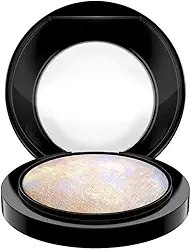 MAC Lightscapade Mineralize Skinfinish