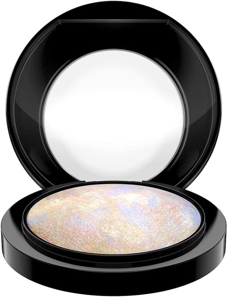 MAC Lightscapade Mineralize Skinfinish