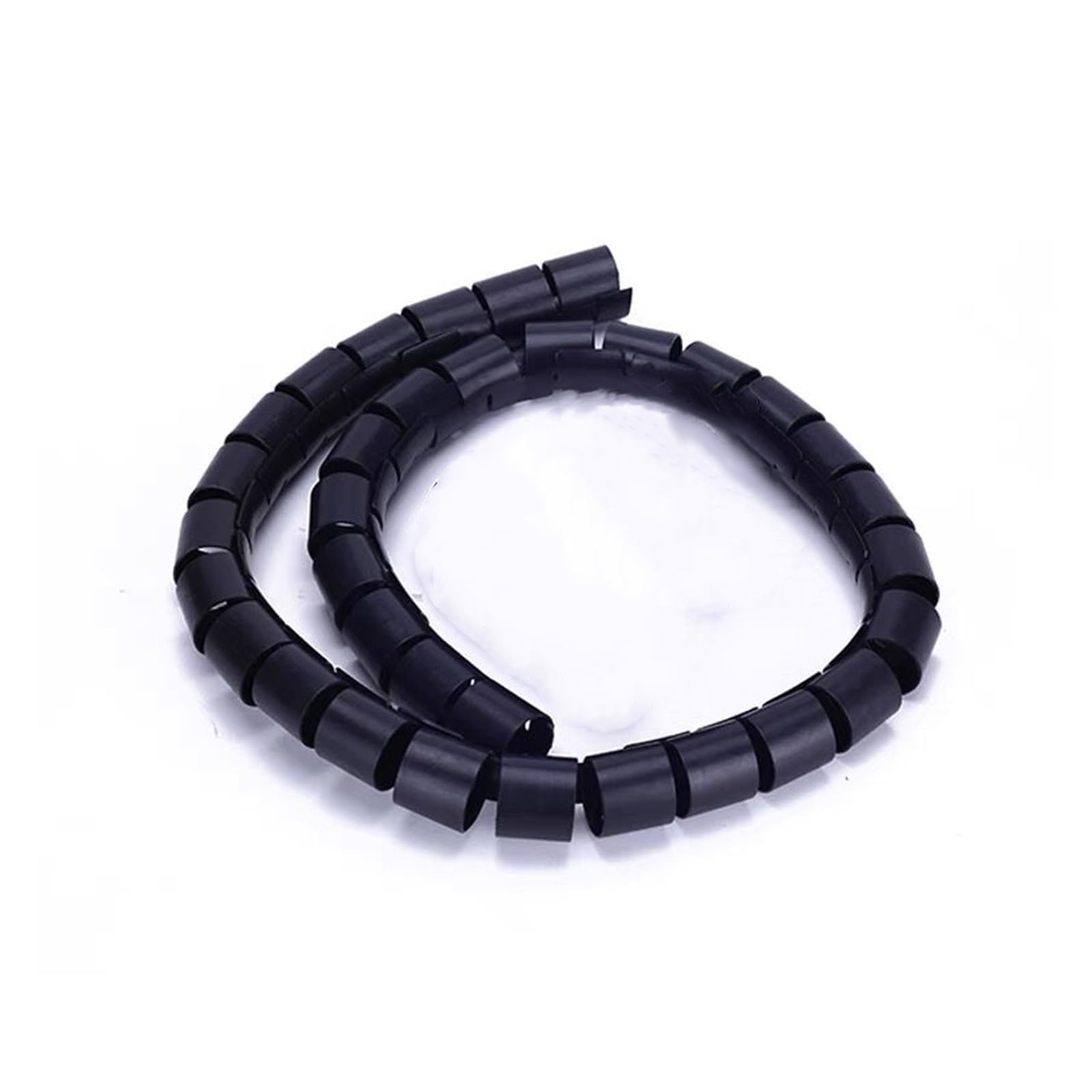 Fini les câbles emmêlés avec ce protecteur de câble flexible en spirale 5m