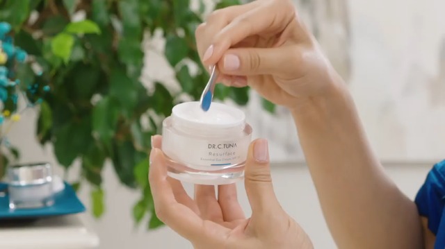 Crème Contour Des Yeux Farmasi Dr. C. Tuna - Soin Quotidien Anti-rides, Made In Turquie