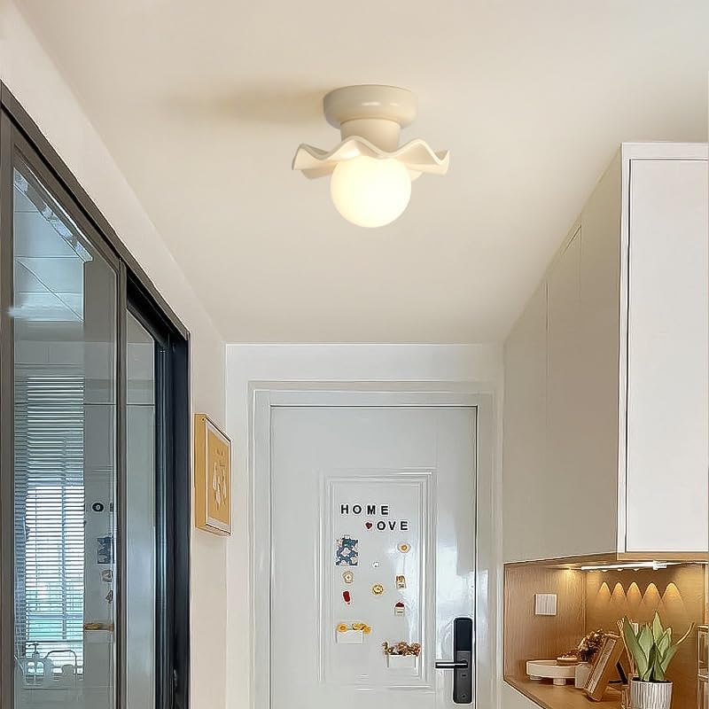 Plafonnier fer fleur crème scandinave pour une ambiance poétique