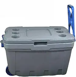 Cooler Térmico Grande 54 Litros Caixa Térmica 54 Litros Com Rodinhas e Divisões Internas, Porta Copos e Bandeja Central, Alça e Trava, Camping Caça e Pesca