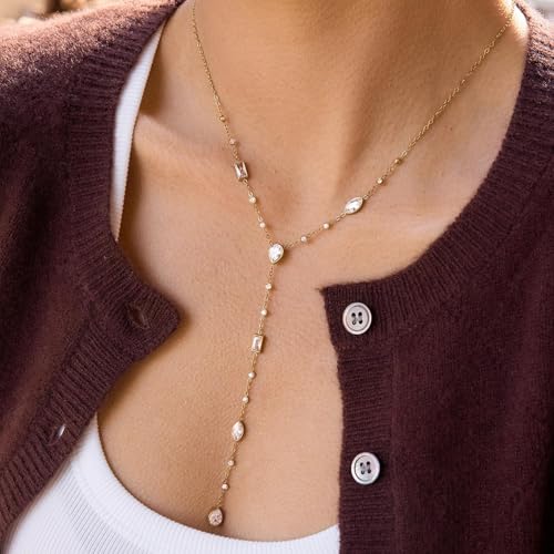 Collier géométrique de créateur style minimaliste en maille fine