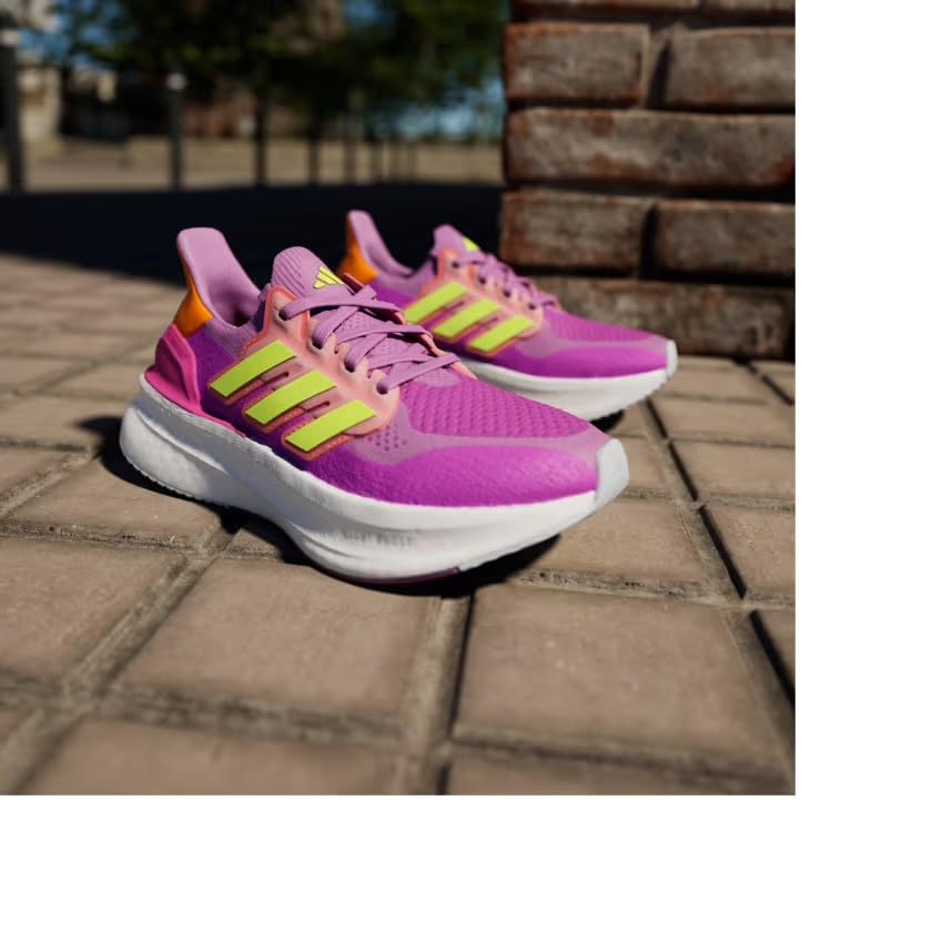 adidas Unisex-Child Ultraboost Light Sneaker2