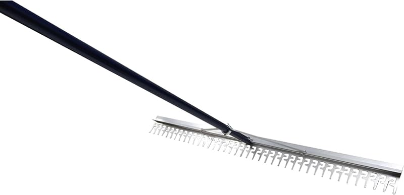 Extreme Max 3005.4236 Rastrillo de cribado de calidad comercial de 48" para el cuidado de la playa y el césped con mango de 66"