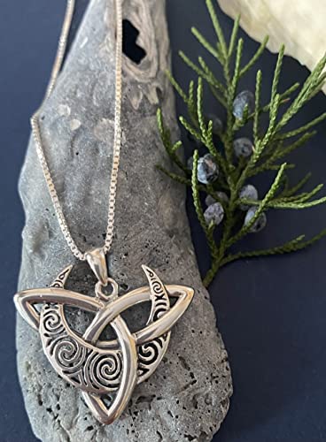 Jewelry Trends Sterling Silver Celtic Triquetra Moon Goddess Trinity Knot Pendant Necklace 18" #TOP4