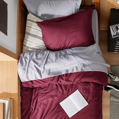 Image of Bedsure Twin /Twin XL Duvet Cover, Soft Double Brushed Bedding Set, Red | For Kids & Adults, 68 inchx90 inch Comforter Cover, Hotel Luxury, All Season, Breathable, Easy Care, Lightweight, Zipper Closure