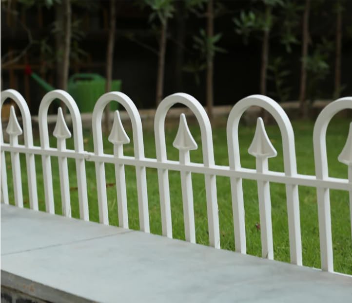 Wonderland Pack of 4pc U Shape DIY PP Picket Fence with Spikes for Outdoors and Flower beds