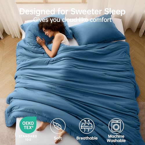 Image of MUXHOMO King Size Comforter Set, All Season Ultra Soft Down Alternative Bedding - 3 Piece Lightweight Bed Set Includes 1 Comforter (104 inchx90 inch) and 2 Pillow Shams (20 inchx36 inch), Teal