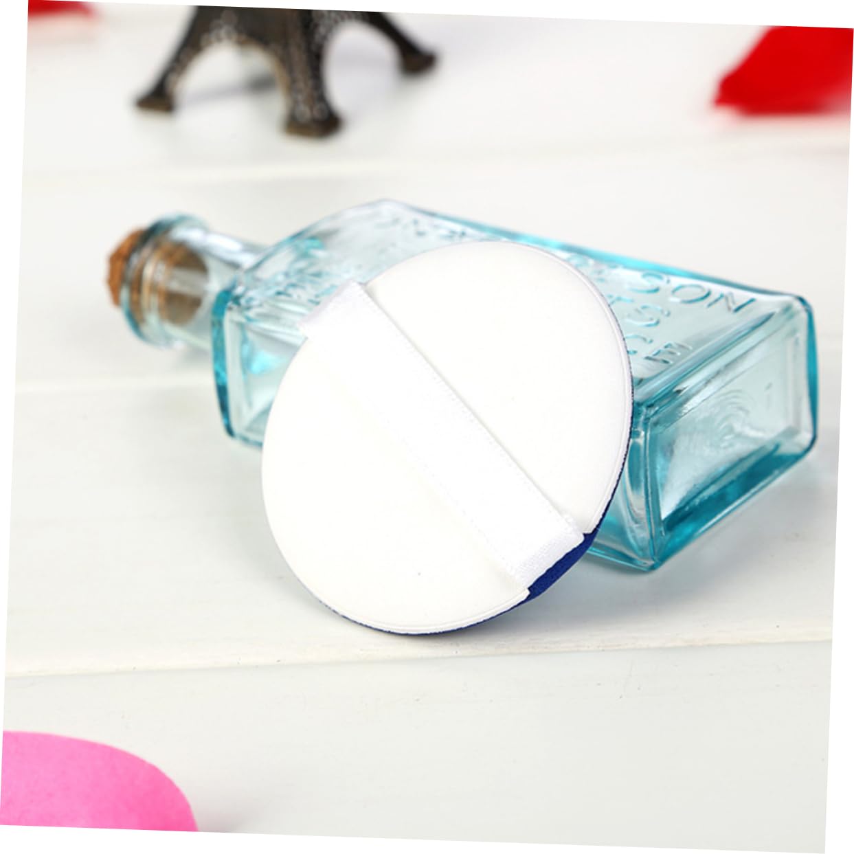 VICASKY Fluffy Makeup Powder Puff Round Face Puff Applicator for Blush Foundation