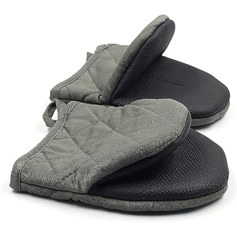 Goldmeet Heat Resistant Mini Oven Mitts Cover