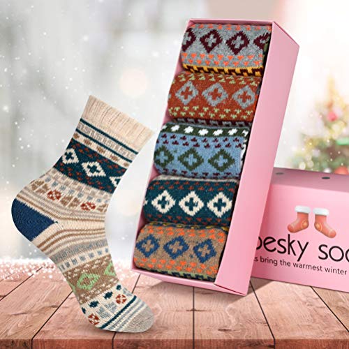 besky Warm Socks for Women Cozy Fuzzy Winter Socks Cotton Soft Crew Socks Christmas Gifts for Women2
