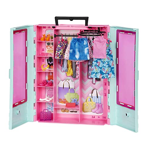 Barbie Brand Barbie - Armario de Barbie, Incluye Ropa, Accesorios, Zapatos y Perchas, Regalo para niñas y niños de 3 a 8 años (Mattel HKR92)