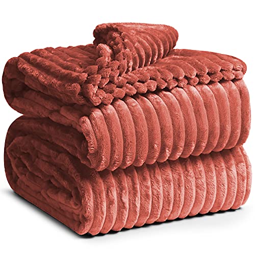 Nestl King Size Blanket for Bed - Plush Blankets King Size - Soft King Blanket â€“ Fuzzy Misty Rose Blanket - Lightweight King Size Fleece Blanket - King Bed Blanket 108x90 Inches