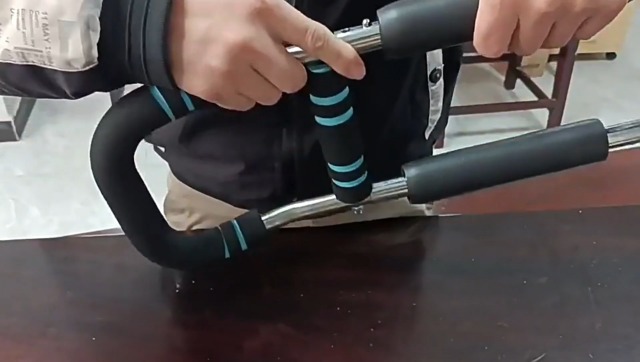 Verstelbare armtrainer - onderarmgreepversterker, Twister armtrainer voor mannen en vrouwen, draagbare borsttrainingsuitrusting voor thuis/sportschool, verbetert borst-, buik-, rug- en onderarmspieren