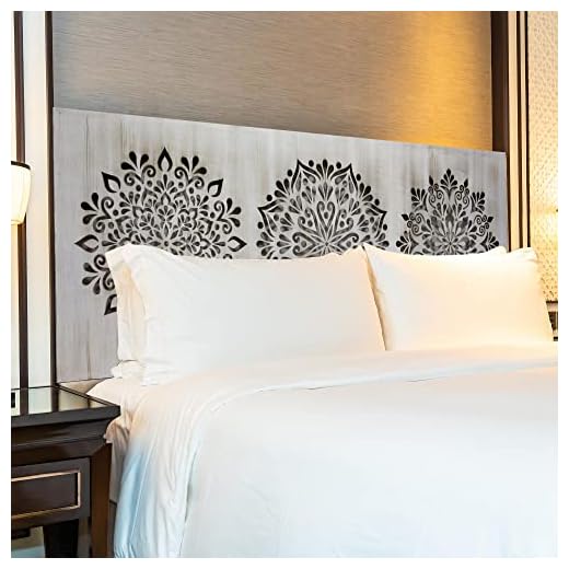 Cabecero de cama en madera Calada con tres mandalas. Fabricado artesanalmente en España-. Decorado con mandalas, Decorado a Mano- Modelo Mosaico 169 (Blanco Envejecido, 160x80 cm)